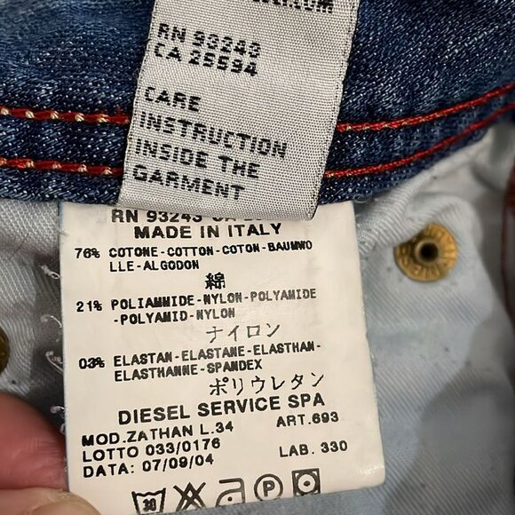 Diesel Zathan 693 Jeans Mens Size 33 Made in Italy Blue Bootcut Button Fly 2004 - Picture 6 of 13